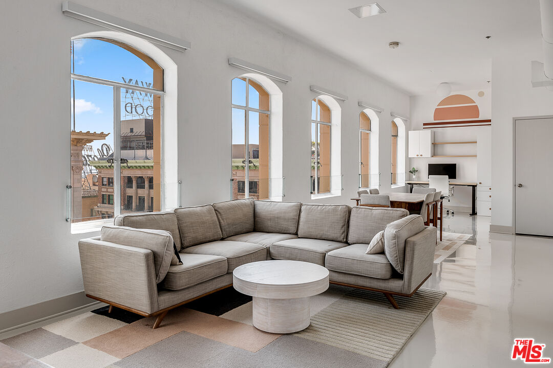 Property photo for 6253 HOLLYWOOD BLVD, #1201, Los Angeles, CA