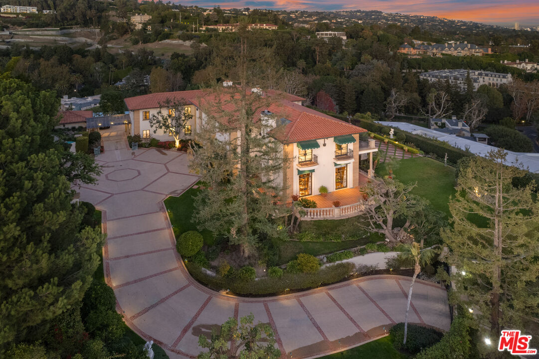 Property photo for 642 Siena Way, Los Angeles, CA