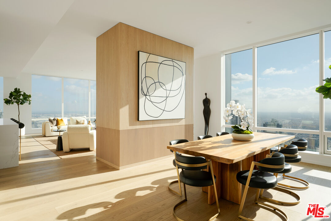 Property photo for 1000 W 8th St, #5801, Los Angeles, CA