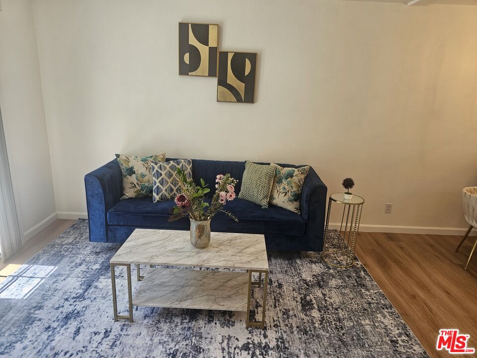 Property photo for 506 S Grevillea Ave, #5, Inglewood, CA