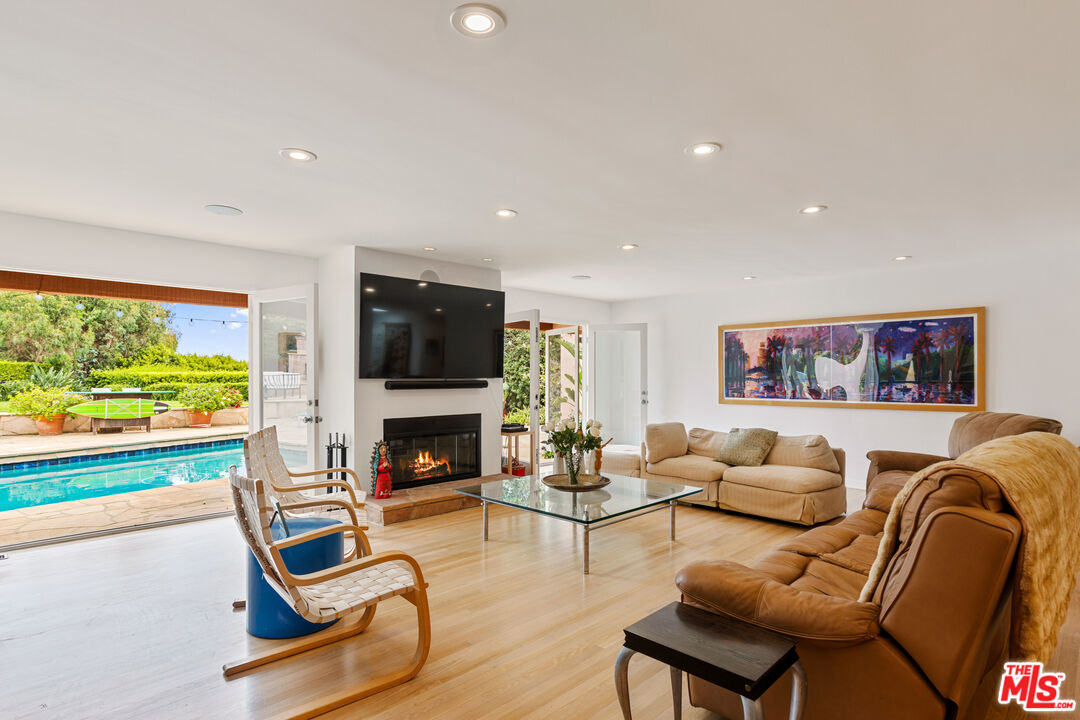 Property photo for 7122 Dume Dr, Malibu, CA