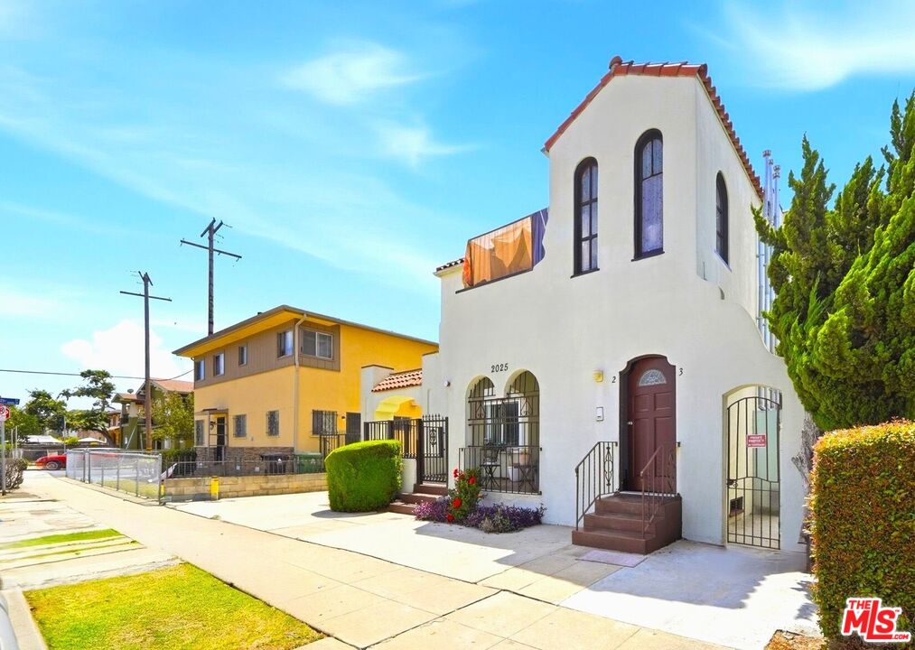 Property photo for 2025 3rd Ave, Los Angeles, CA