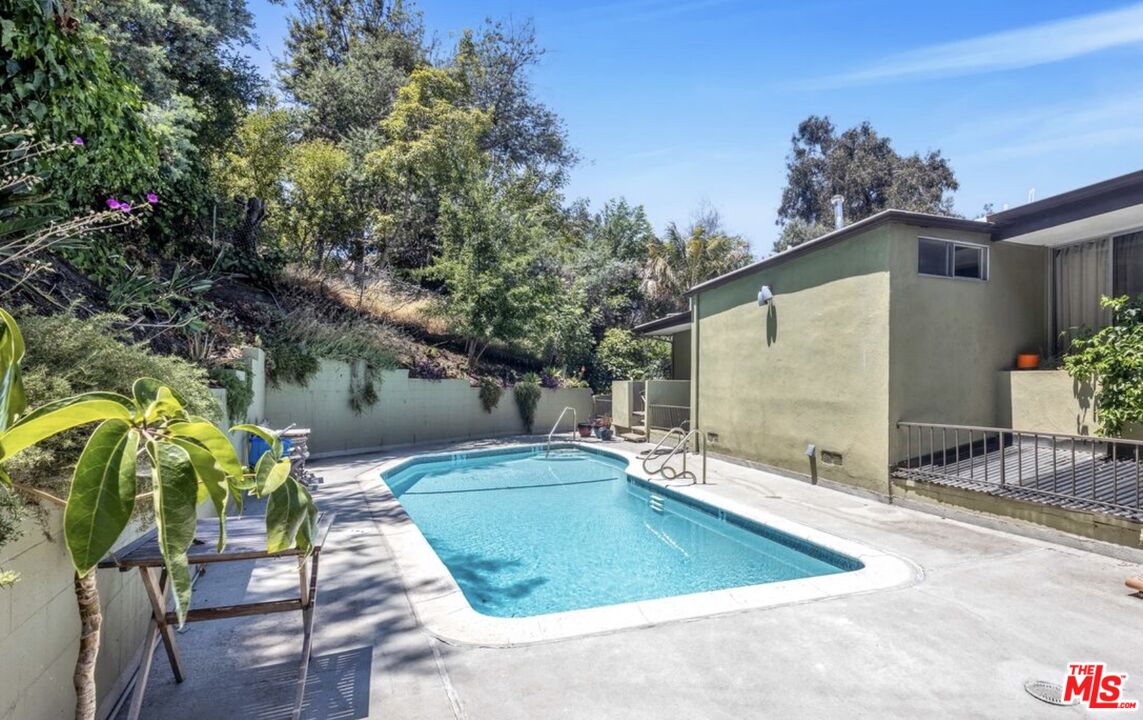 Property photo for 3625 Fredonia Dr, #2, Los Angeles, CA