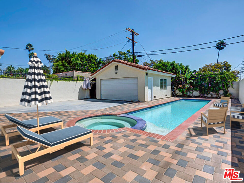 Property photo for 712 N Vista St, Los Angeles, CA