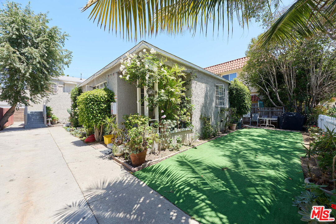 Property photo for 12029 Washington Pl, Los Angeles, CA