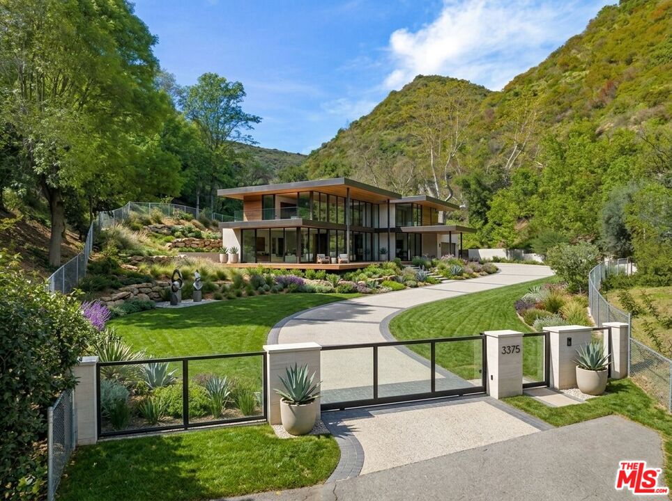 Property photo for 3375 Mandeville Canyon Rd, Los Angeles, CA