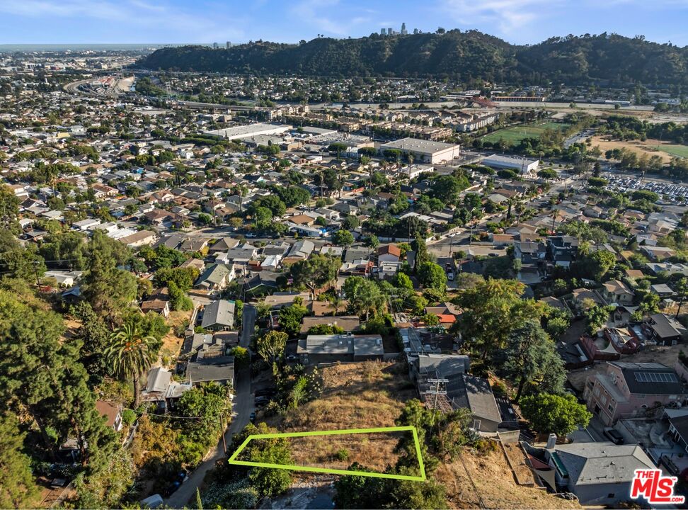 Property photo for 3039 Tatum St, Los Angeles, CA