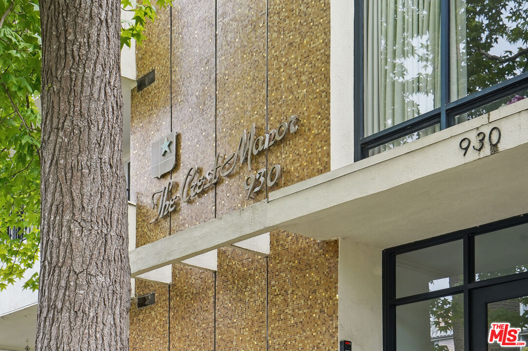 Property photo for 930 3rd St, #303, Santa Monica, CA