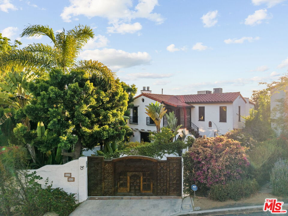 Property photo for 1615 Redcliff St, Los Angeles, CA