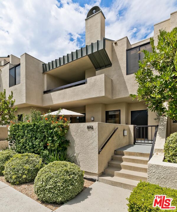 Property photo for 2172 Century Hl, Los Angeles, CA