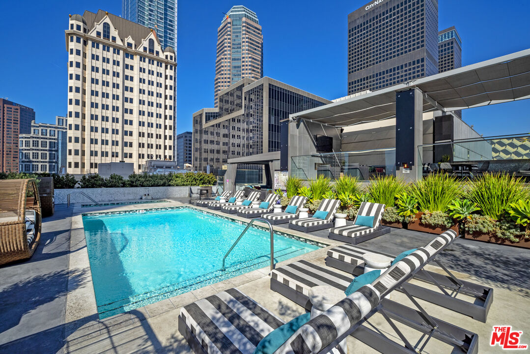 Property photo for 727 W 7th ST, #1117, Los Angeles, CA