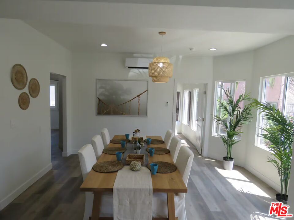 Property photo for 1587 W 35th Pl, Los Angeles, CA