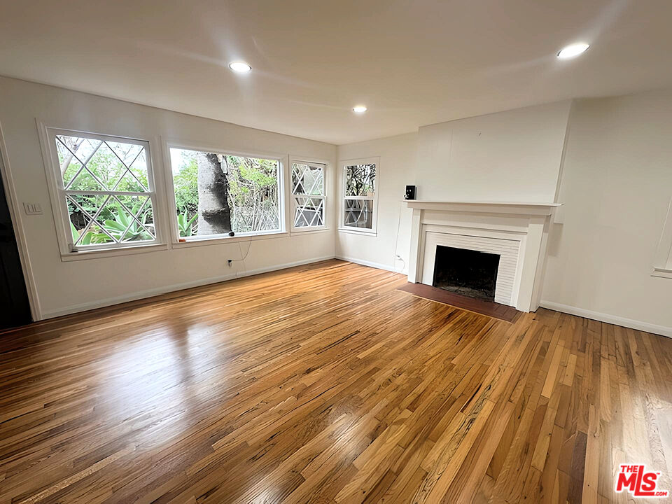 Property photo for 2416 Boone Ave, Venice, CA
