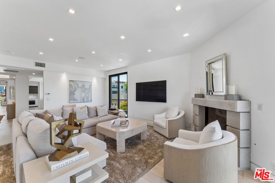 Property photo for 455 S Bedford Dr, #8, Beverly Hills, CA