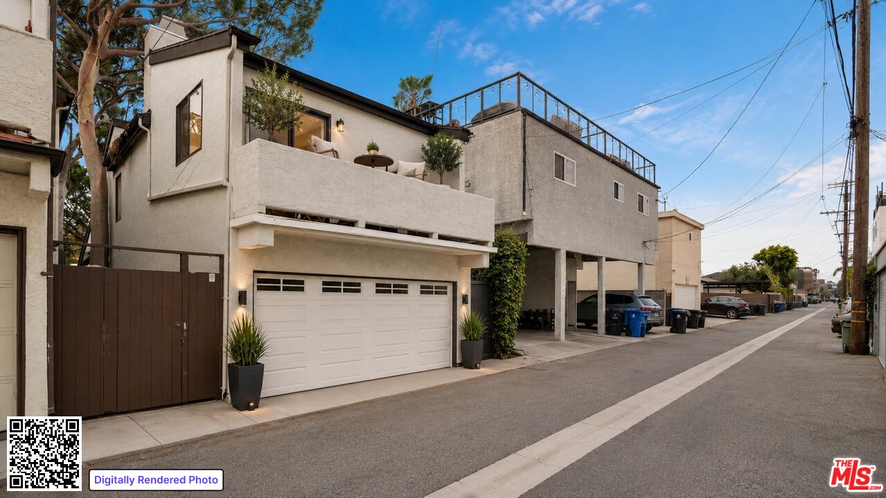 Property photo for 535 Venice Way, Venice, CA