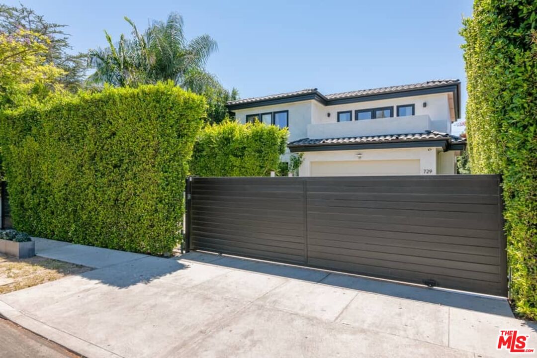 Property photo for 729 N Ogden Dr, Los Angeles, CA