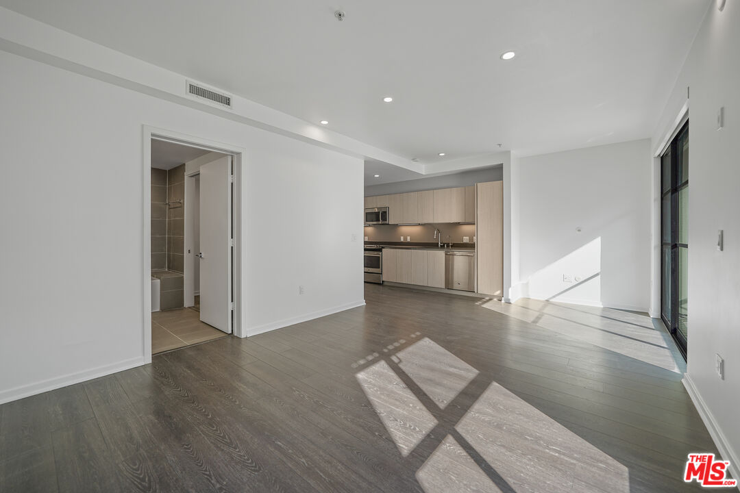 Property photo for 5800 Harold Way, #204, Los Angeles, CA