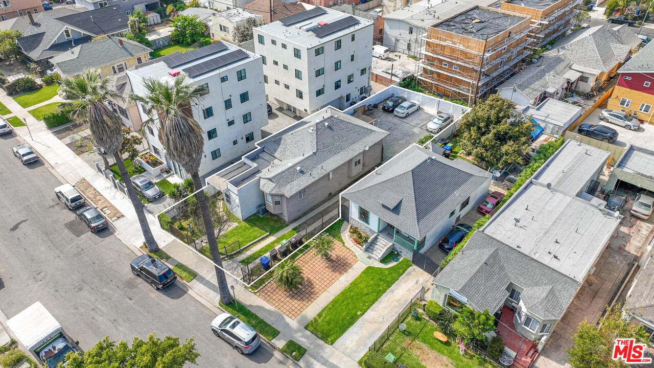 Property photo for 1293 W 36th St, Los Angeles, CA