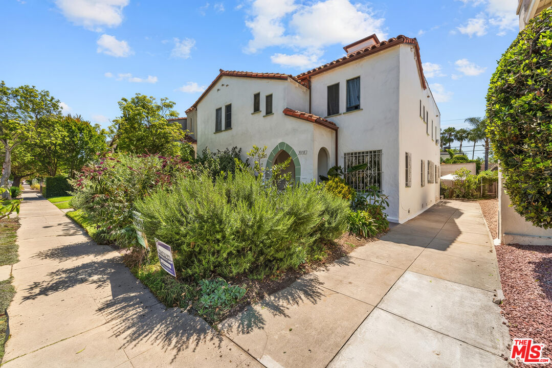 Property photo for 8130 Blackburn Ave, Los Angeles, CA