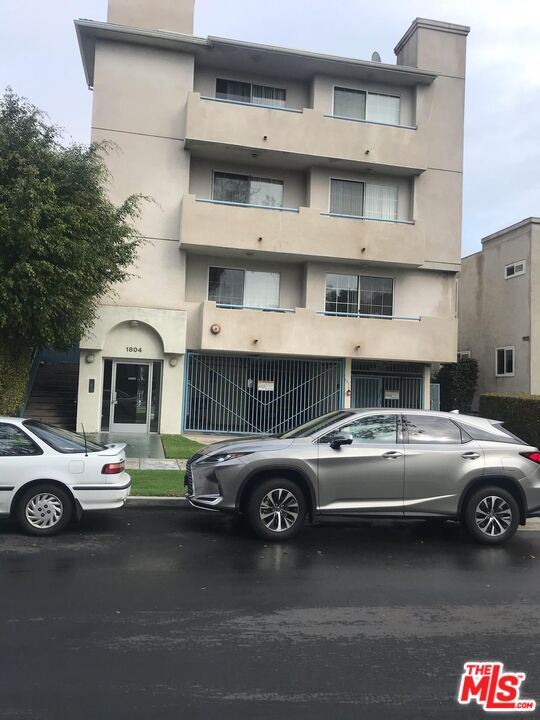Property photo for 1804 CAMDEN AVE, #203, Los Angeles, CA