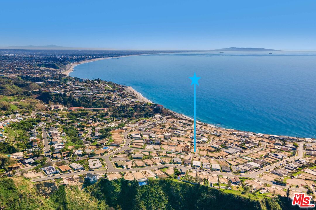 Property photo for 3711 Oceanhill Way, Malibu, CA