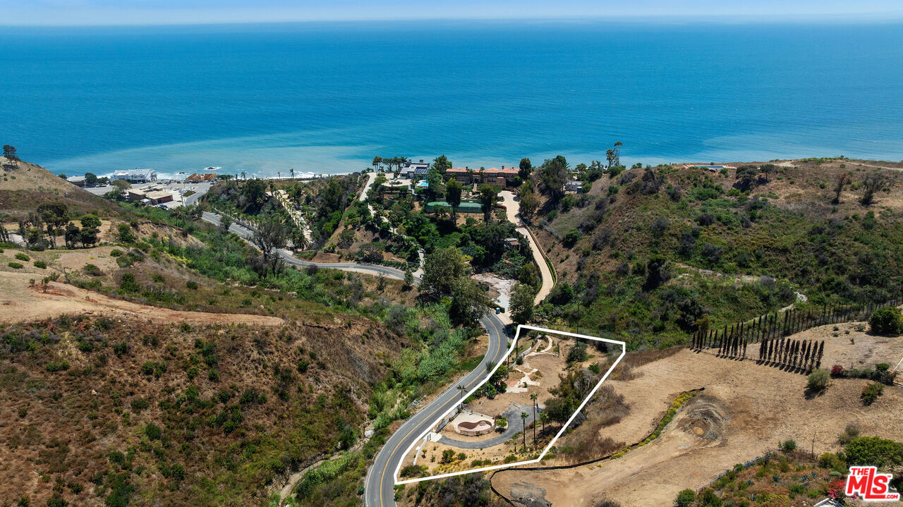 Property photo for 3821 Carbon Canyon Rd, Malibu, CA