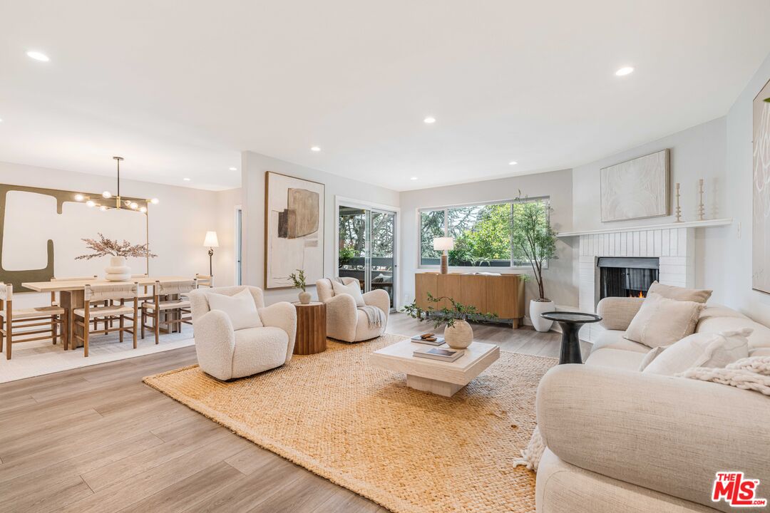 Property photo for 930 California Ave, #201, Santa Monica, CA