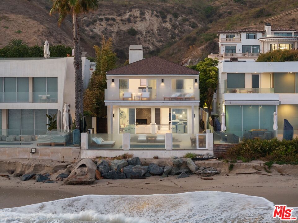 Property photo for 22440 Pacific Coast Hwy, Malibu, CA