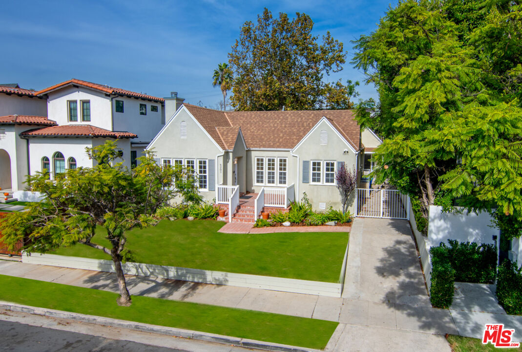 Property photo for 6201 W 5th St, Los Angeles, CA