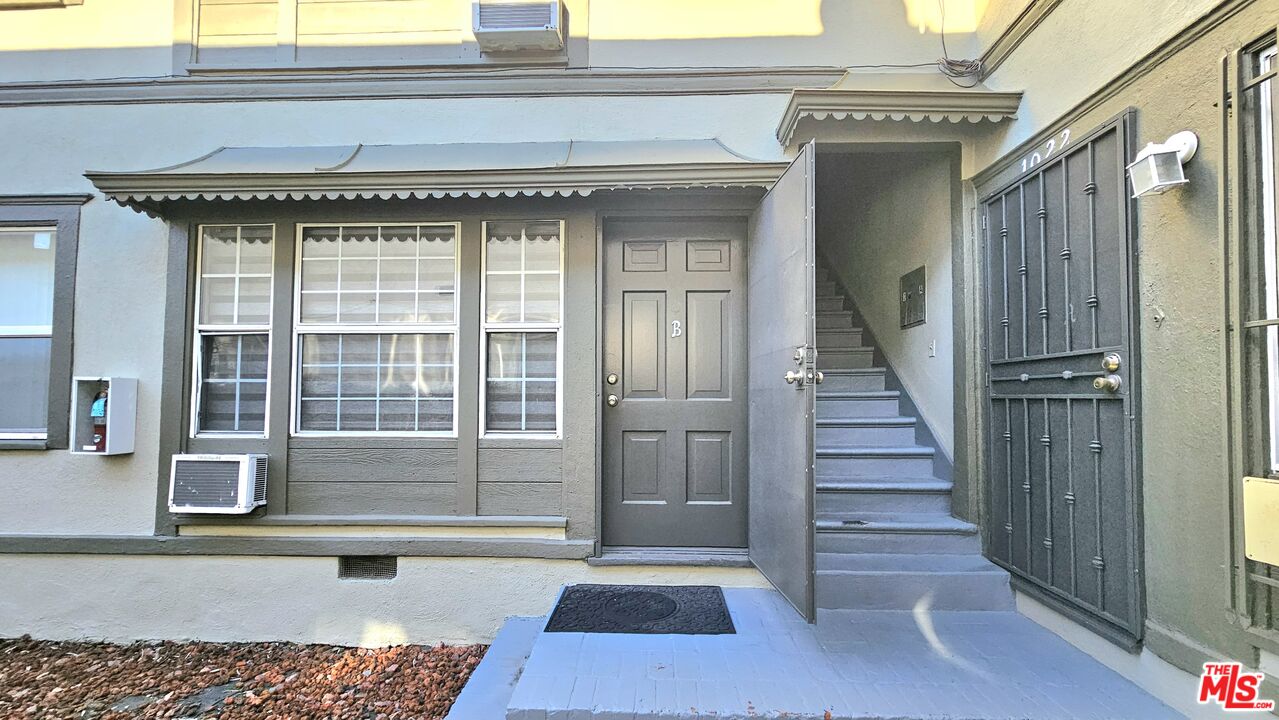 Property photo for 1022 S Norton Ave, #B, Los Angeles, CA