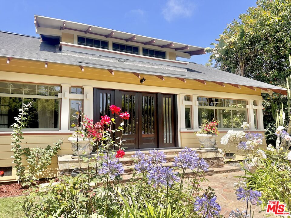 Property photo for 2216 Meade Pl, Los Angeles, CA