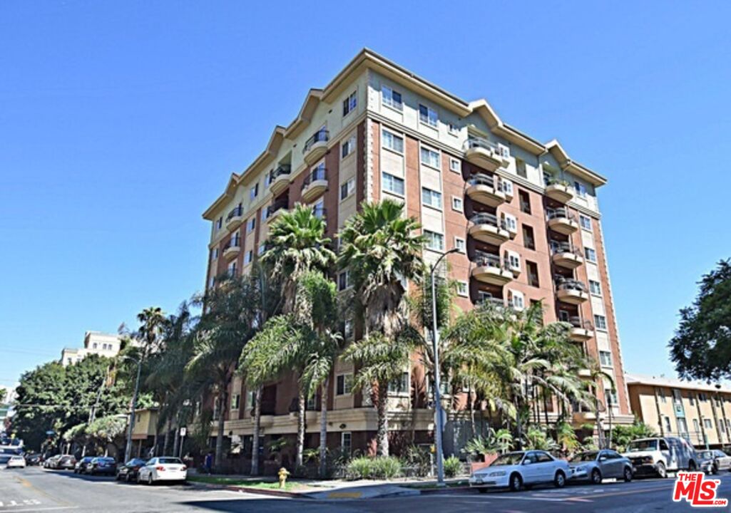 Property photo for 700 S Ardmore Ave, #PH1, Los Angeles, CA