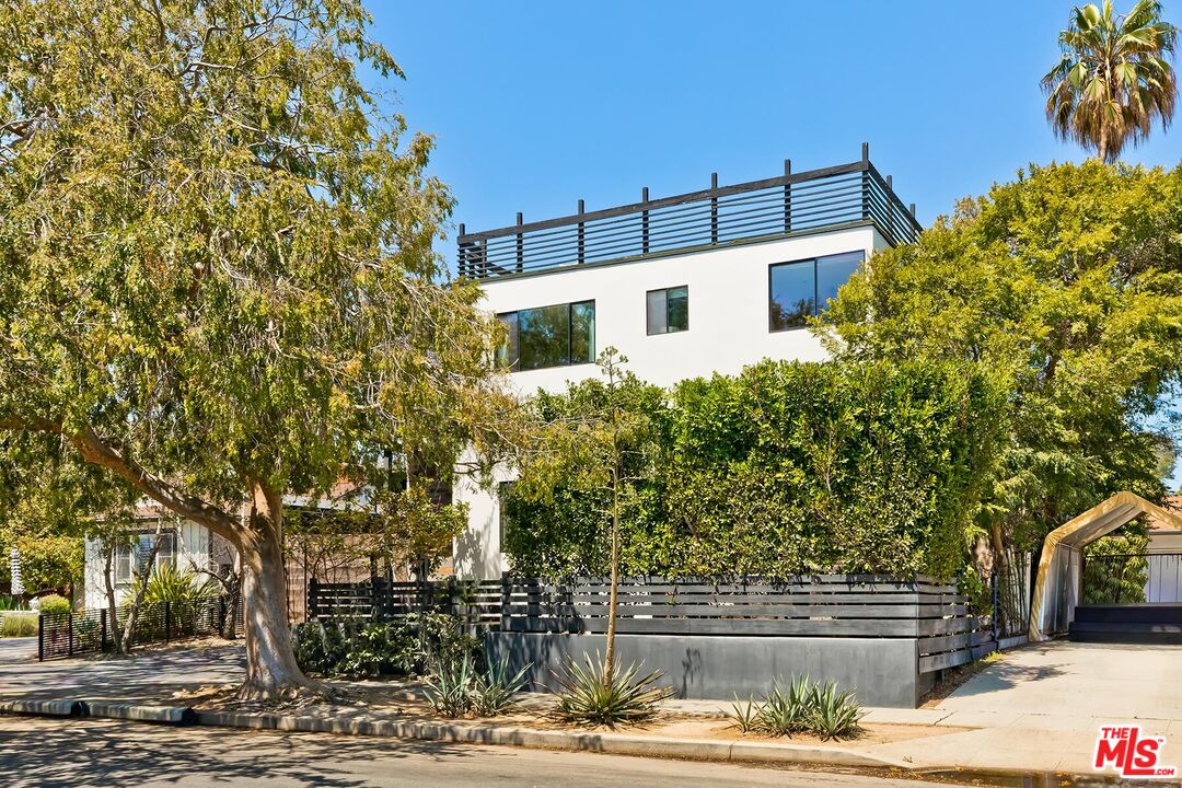 Property photo for 3256 Cabrillo Blvd, Los Angeles, CA