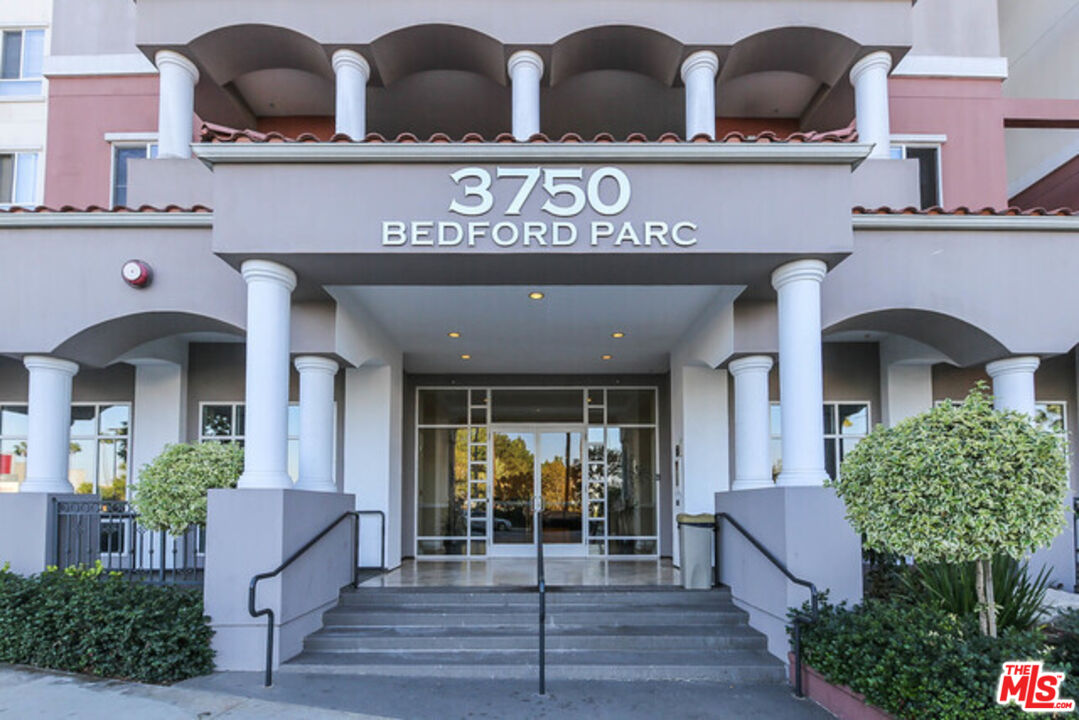 Property photo for 3750 Santa Rosalia Dr, #410, Los Angeles, CA