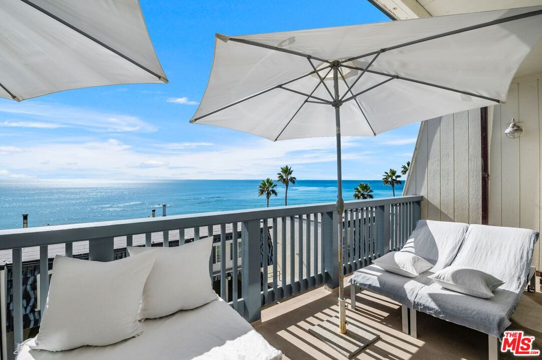 Property photo for 11940 Whalers Ln, Malibu, CA