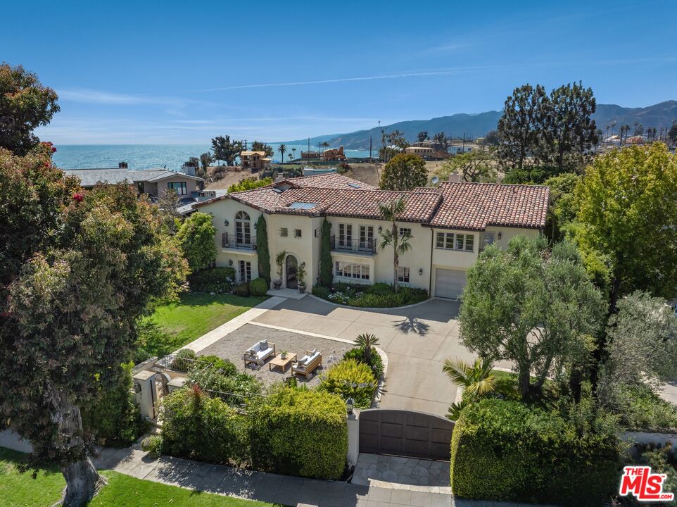 Property photo for 241 Alma Real Dr, Pacific Palisades, CA
