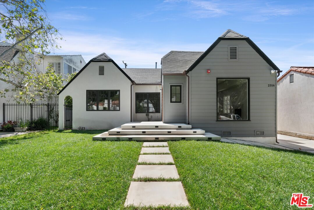 Property photo for 2316 Hill St, Santa Monica, CA