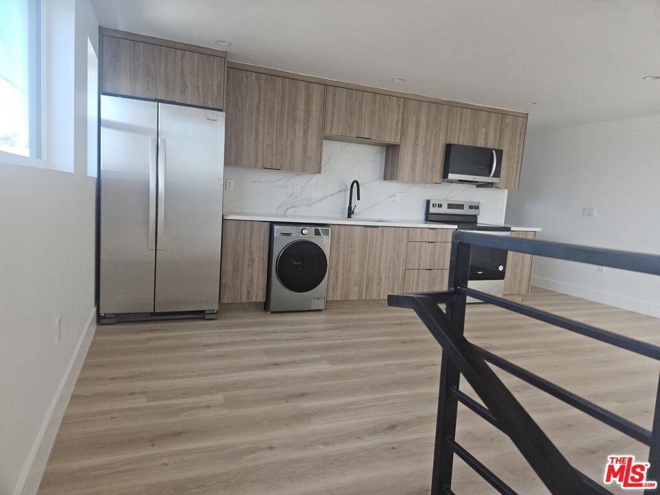 Property photo for 3209 W 18th St, #4, Los Angeles, CA
