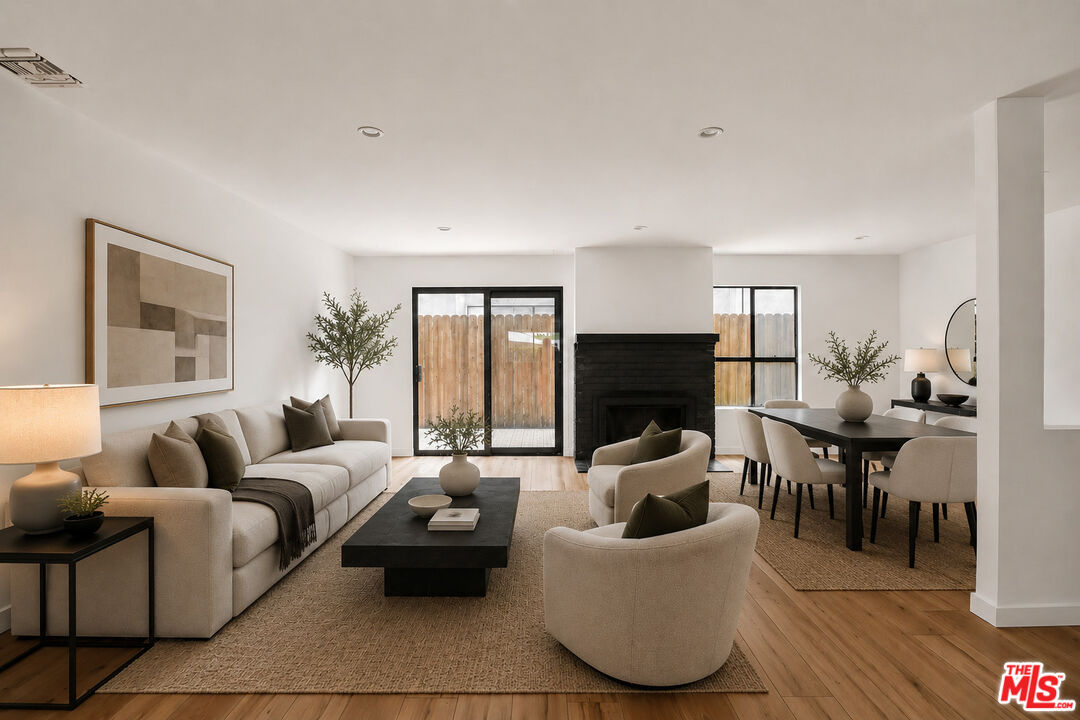 Property photo for 2020 Delaware Ave, #7, Santa Monica, CA