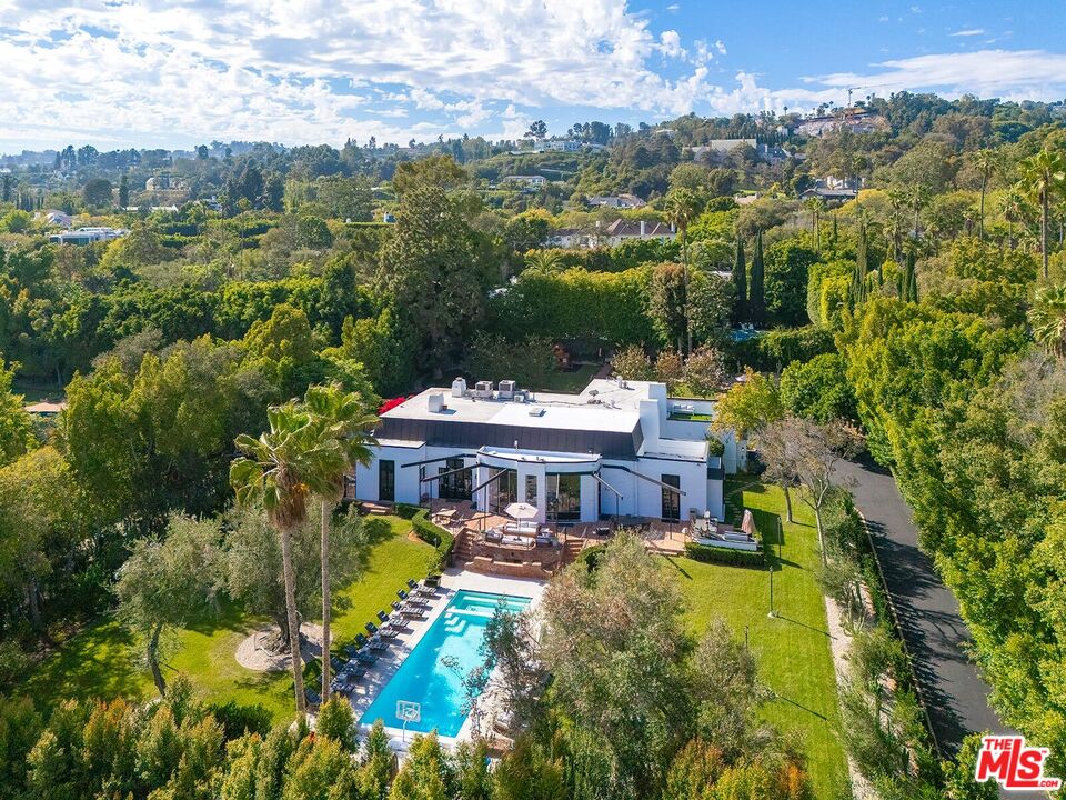 Property photo for 9419 Sunset Blvd, Beverly Hills, CA