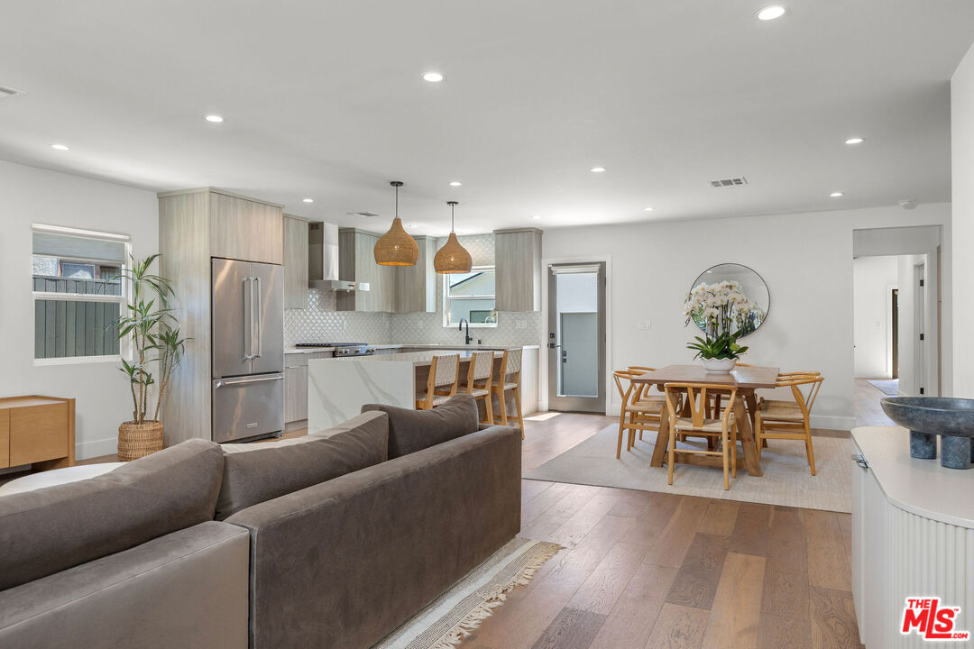 Property photo for 3925 Alla Rd, Los Angeles, CA