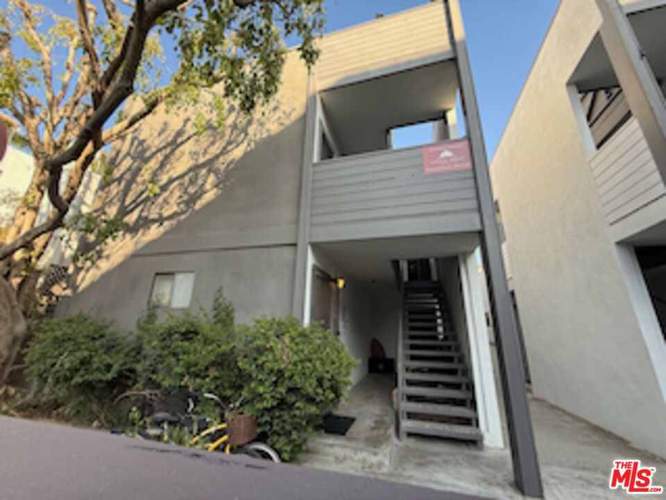 Property photo for 38 Horizon Ave, Venice, CA