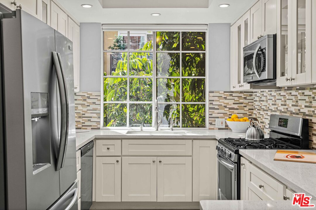 Property photo for 1375 Kelton Ave, #206, Los Angeles, CA