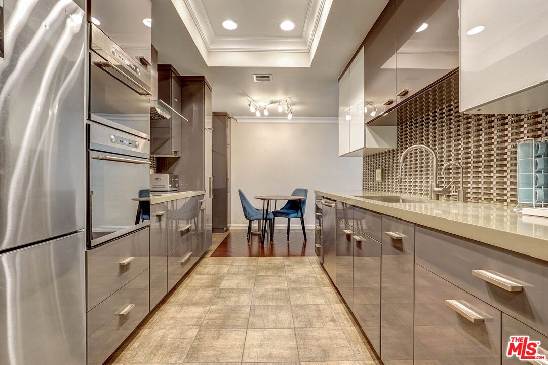 Property photo for 1880 Veteran Ave, #107, Los Angeles, CA