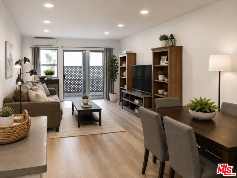 Property photo for 1118 Valencia St, #114, Los Angeles, CA