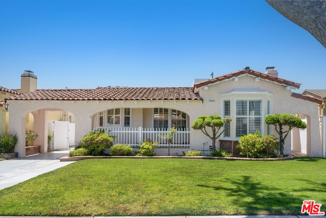 Property photo for 7905 West Blvd, Inglewood, CA