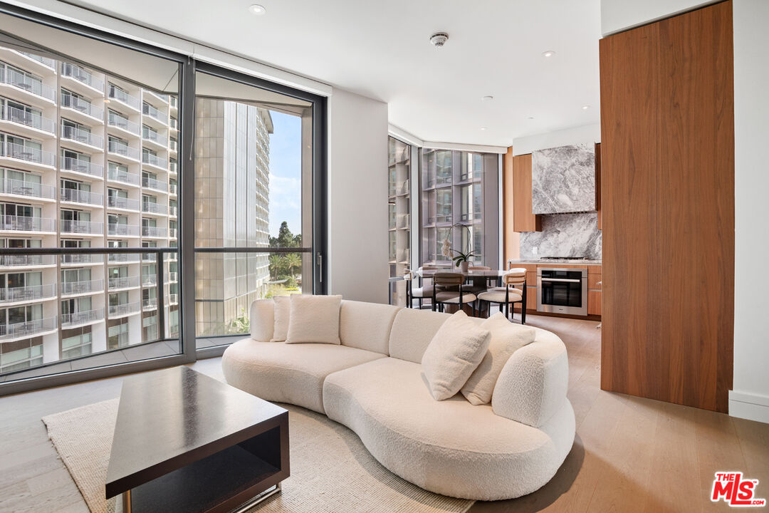 Property photo for 211 W Elm Ct, #3C, Los Angeles, CA