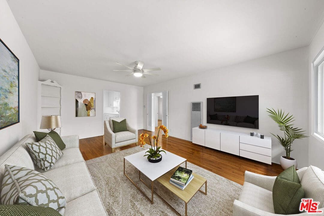 Property photo for 913 20th St, #1, Santa Monica, CA