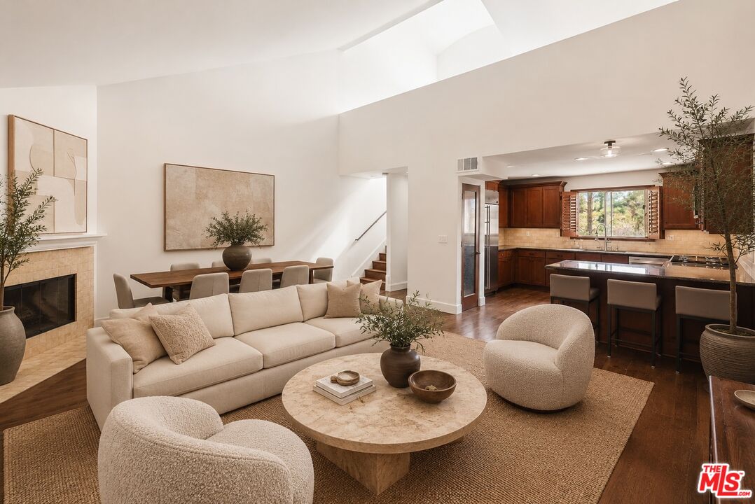 Property photo for 3965 Moore St, #104, Los Angeles, CA