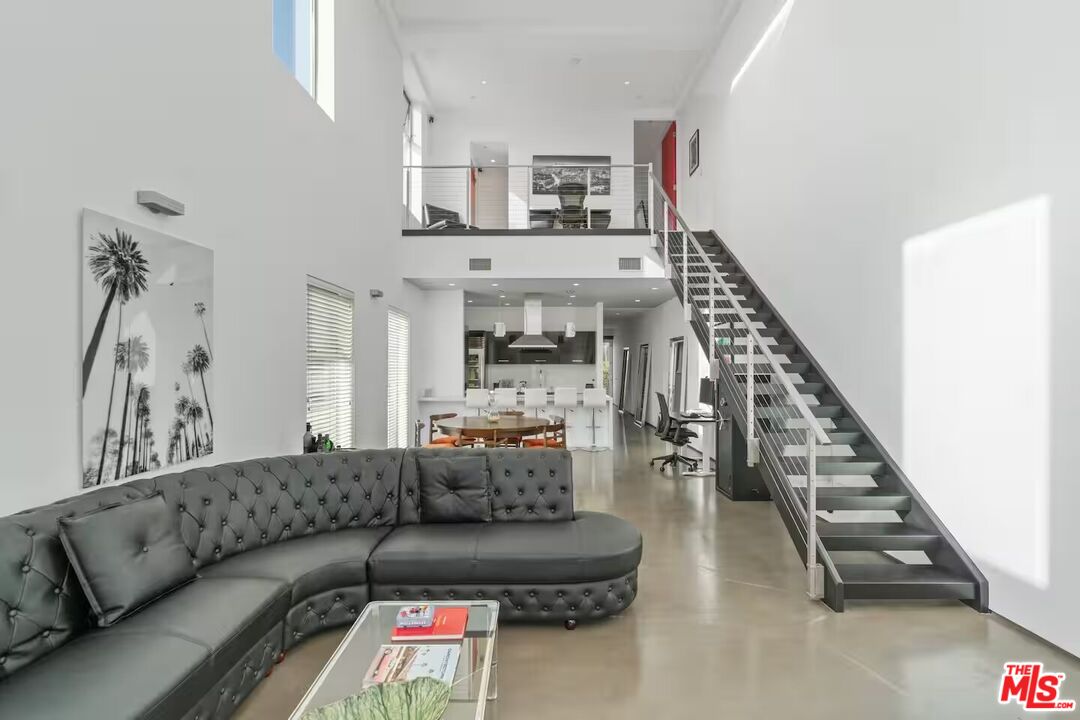 Property photo for 611 N Bronson Ave, #10, Los Angeles, CA